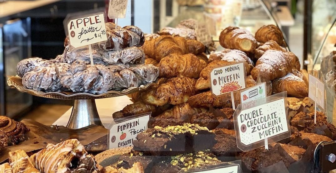 BjorbBar bakery apple fritter